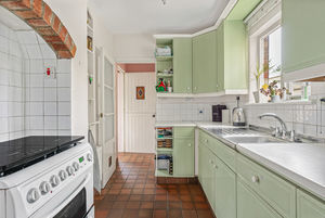 Photo 23- click for photo gallery